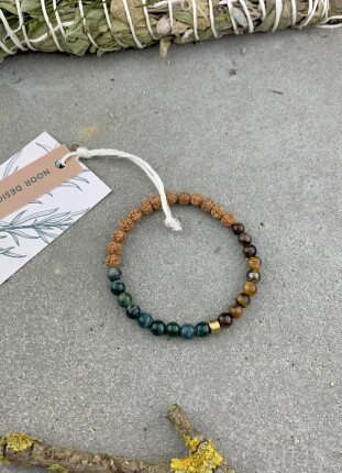 Erdei séta férfi karmala, karkötő